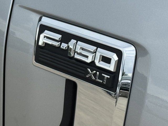 Vehicle image 39 of 78