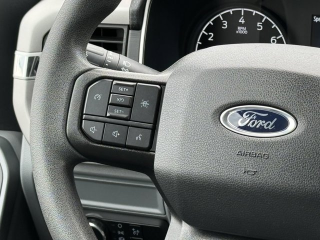 Vehicle image 73 of 78