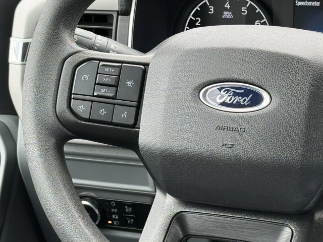 Vehicle image 70 of 78