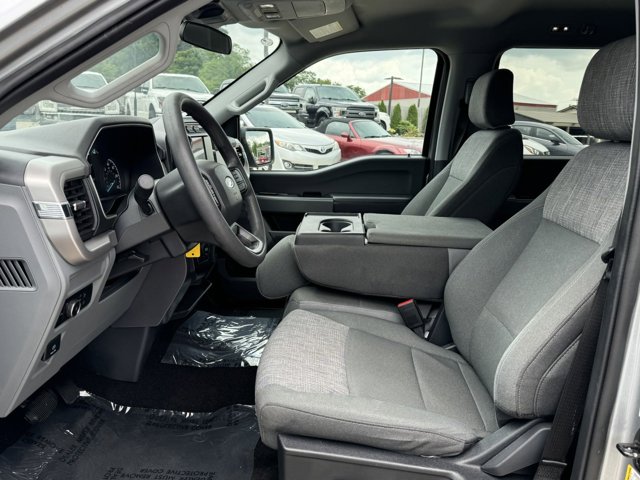 Vehicle image 25 of 78