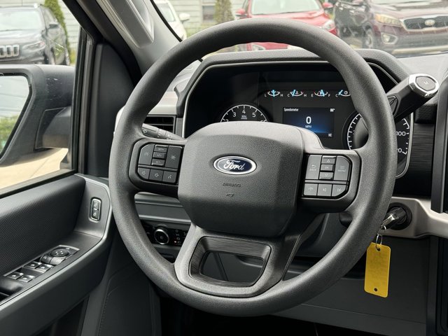 Vehicle image 75 of 78