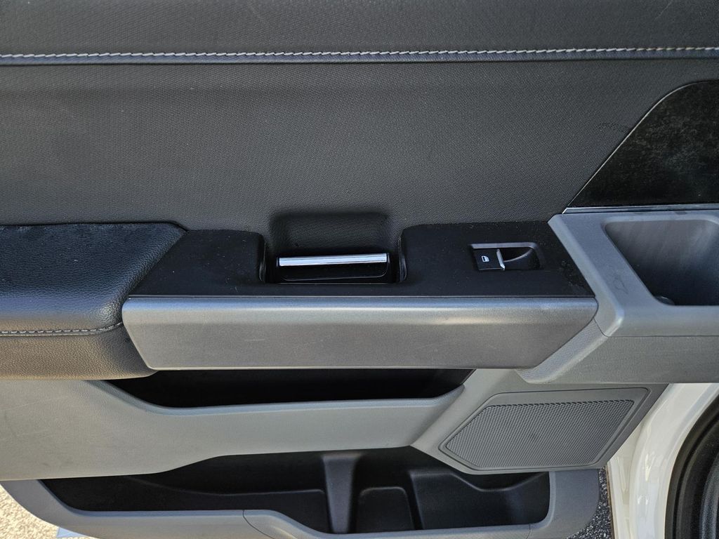 2023 Ford F-150 XLT Image 19 of 31