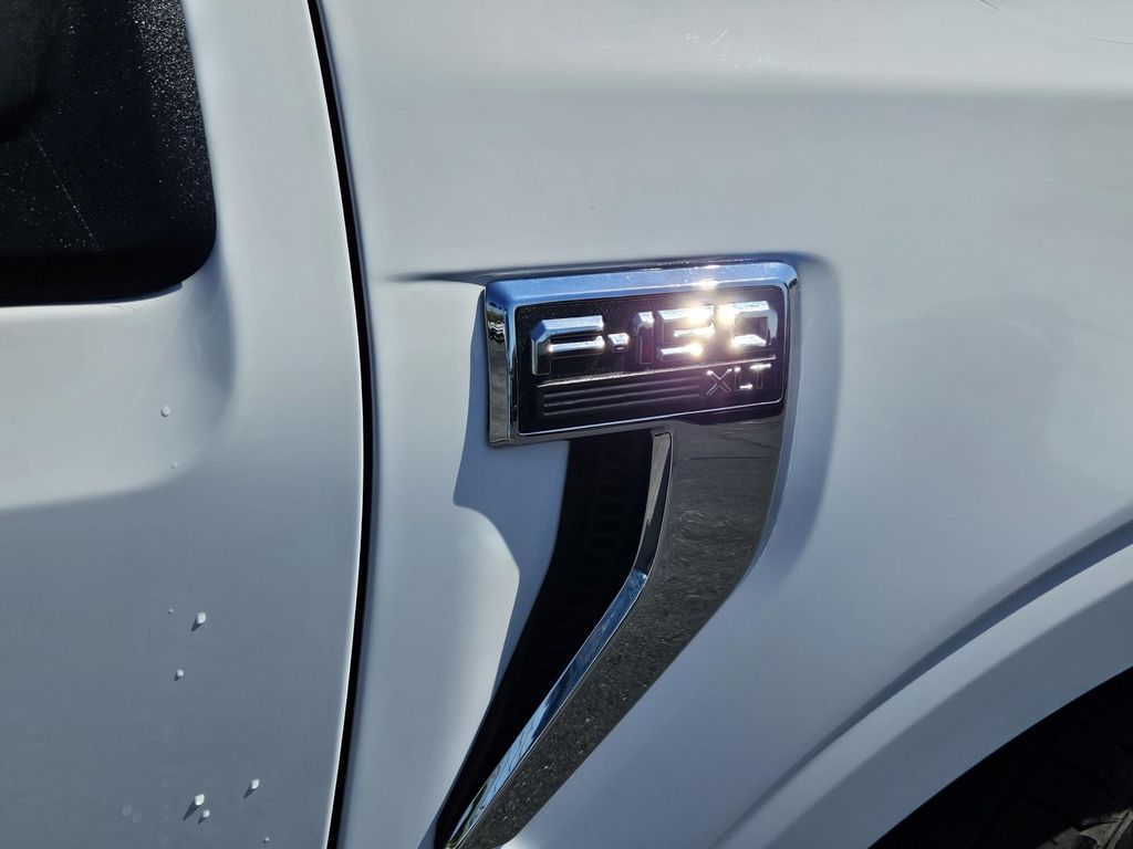2023 Ford F-150 XLT Image 28 of 31