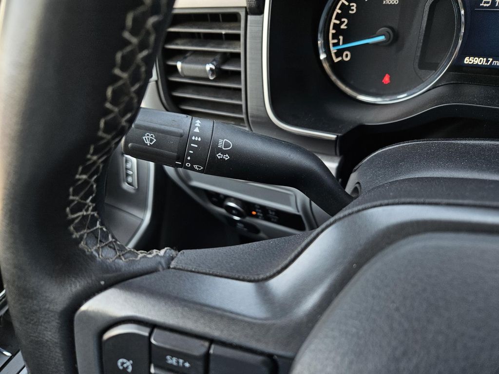 2023 Ford F-150 XLT Image 18 of 31