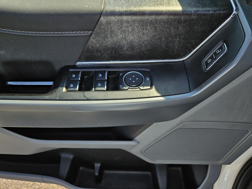 2023 Ford F-150 XLT Image 25 of 31