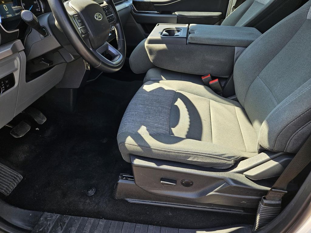 2023 Ford F-150 XLT Image 29 of 31