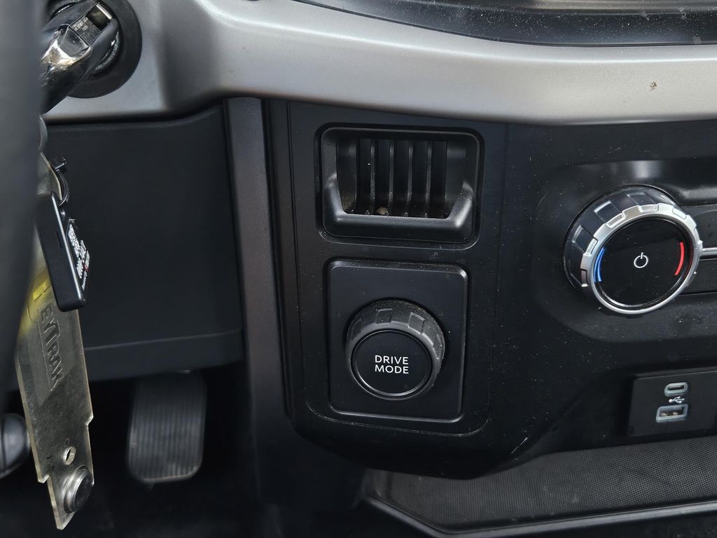 2023 Ford F-150 XLT Image 30 of 31