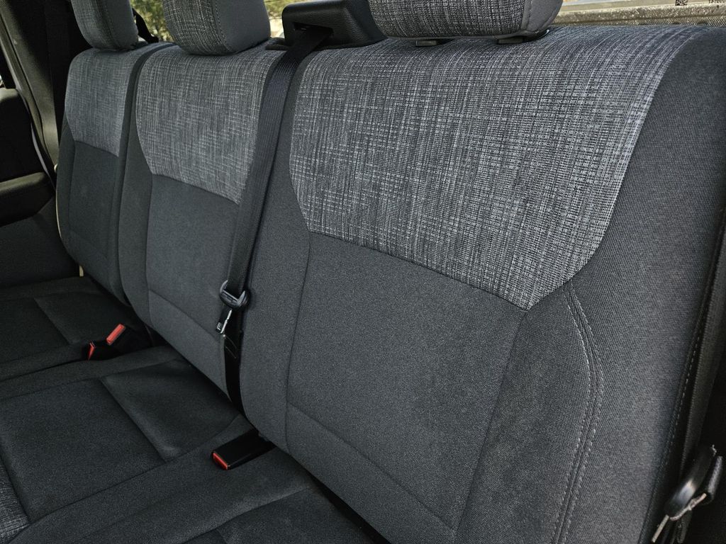 2023 Ford F-150 XLT Image 7 of 31