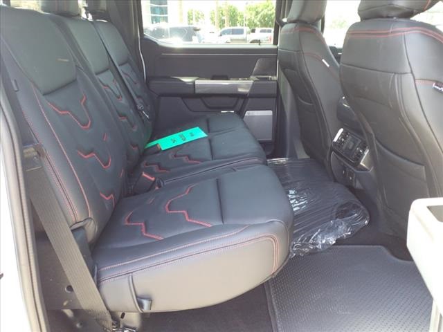 Vehicle image 13 of 30