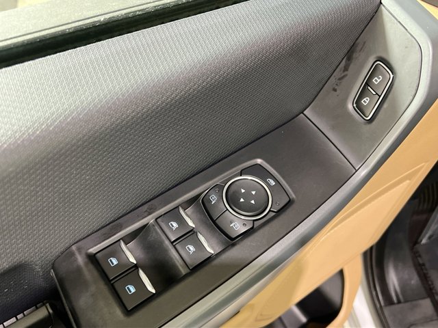 2023 Ford F-150 XLT Image 16 of 25