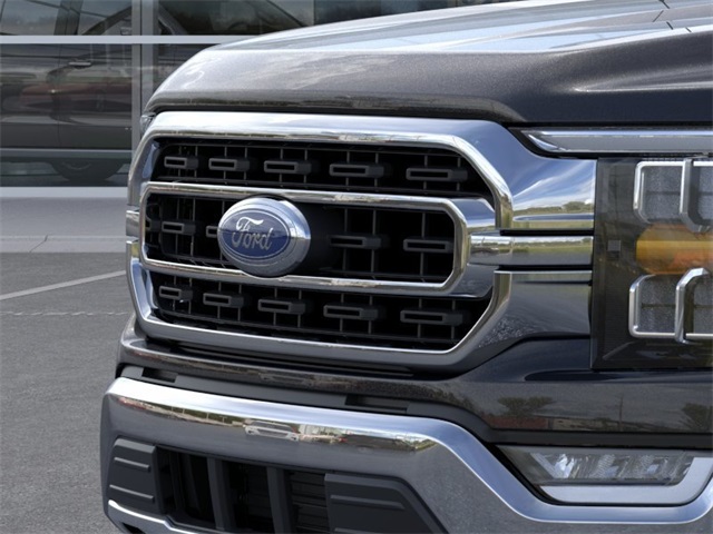 Vehicle image 17 of 22