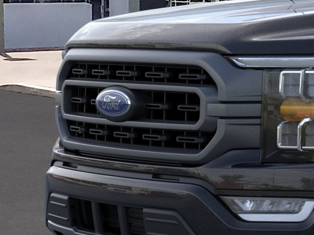 2023 Ford F-150 XLT Image 17 of 22