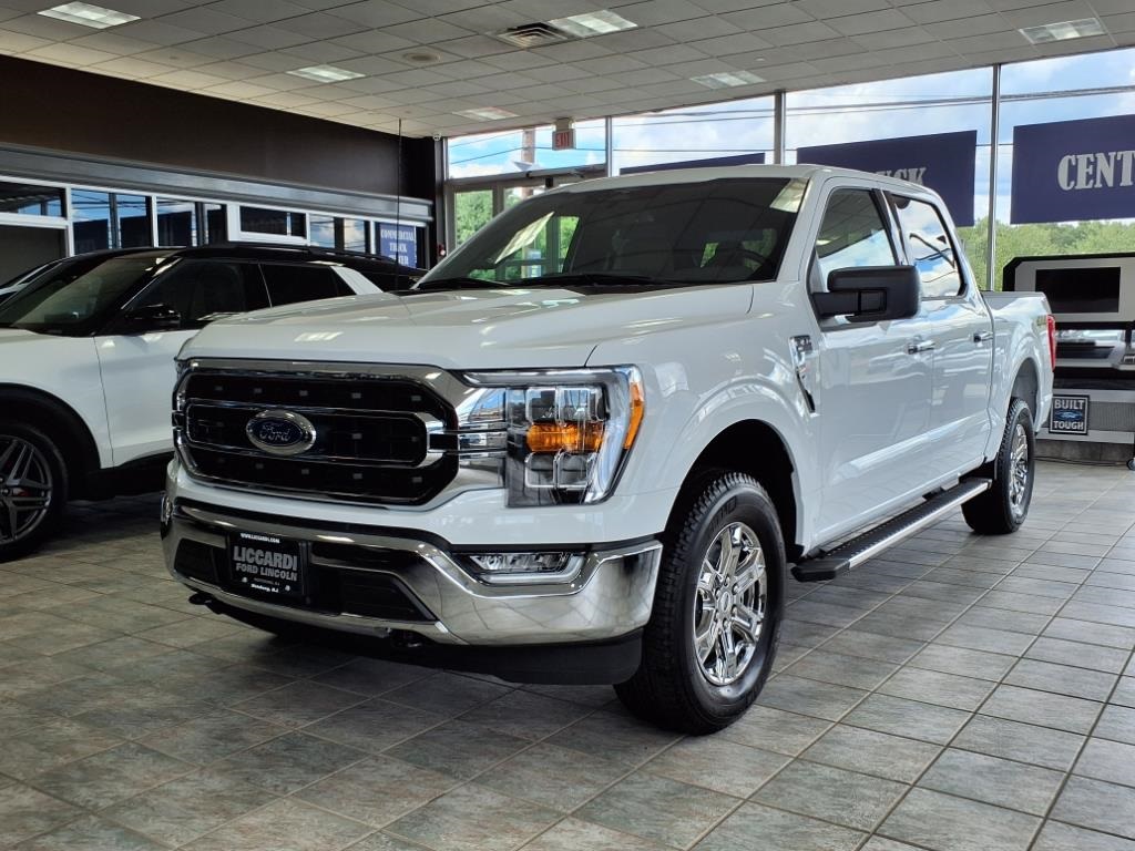 2023 Ford F-150 XLT Image 2 of 20