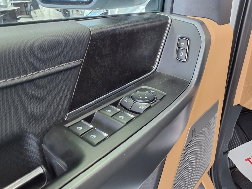 2023 Ford F-150 XLT Image 14 of 20