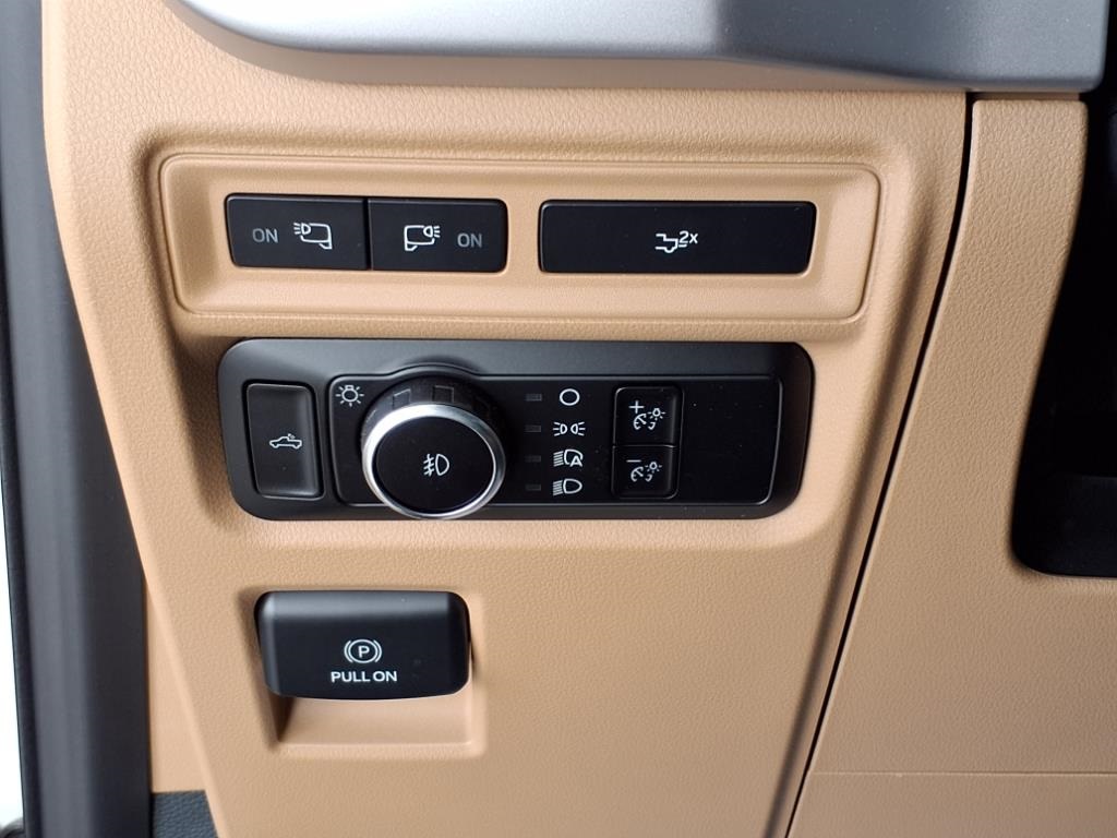 2023 Ford F-150 XLT Image 15 of 20