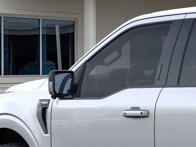 Vehicle image 20 of 22
