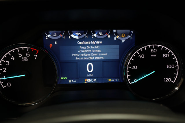 Vehicle image 17 of 31