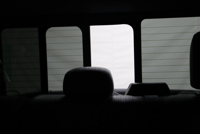 Vehicle image 24 of 31