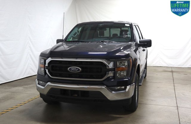 Vehicle image 2 of 31