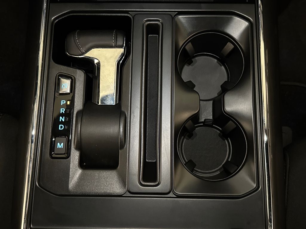 2023 Ford F-150 XLT Image 26 of 46