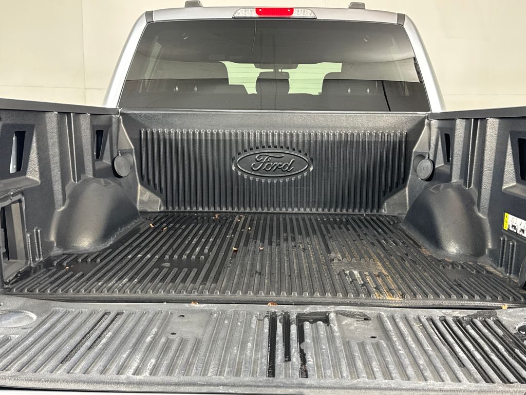 2023 Ford F-150 XLT Image 10 of 46
