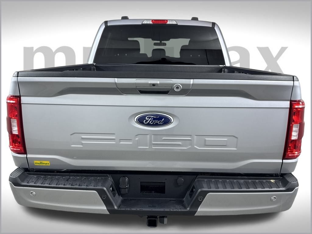 2023 Ford F-150 XLT Image 5 of 46