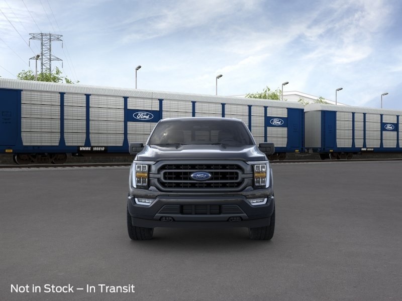 Vehicle image 6 of 32