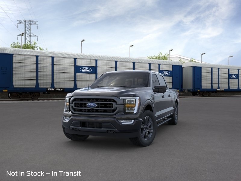 Vehicle image 2 of 32