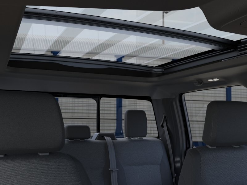 Vehicle image 22 of 32