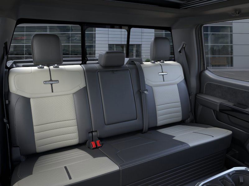 Vehicle image 11 of 22