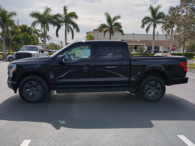 Vehicle image 7 of 30
