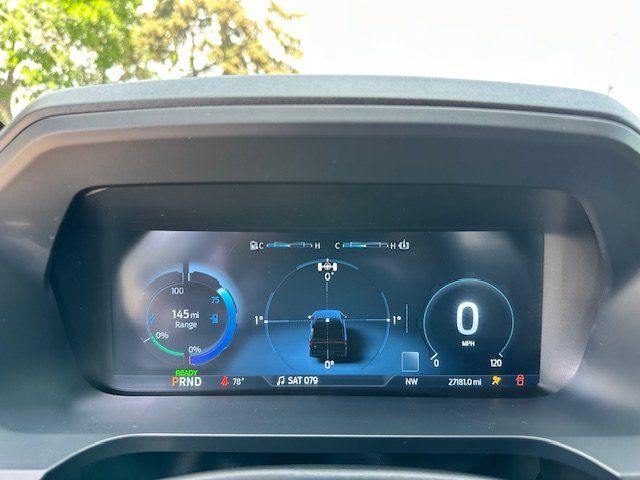 Vehicle image 18 of 47