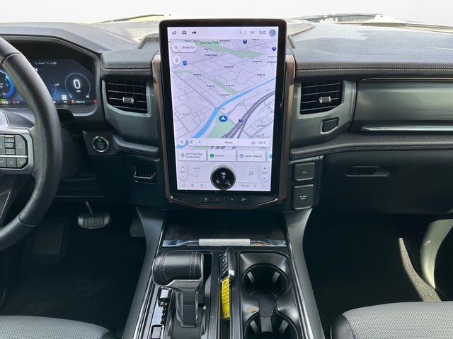 Vehicle image 19 of 47