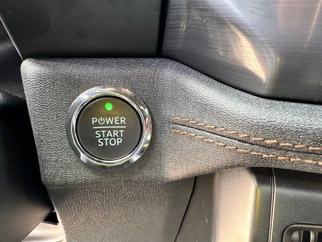 Vehicle image 28 of 47