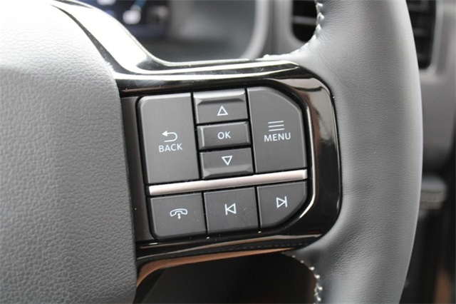 2023 Ford F-150 Lightning Platinum Image 16 of 21