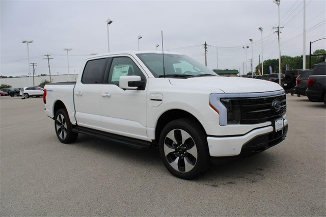 2023 Ford F-150 Lightning Platinum Image 1 of 21