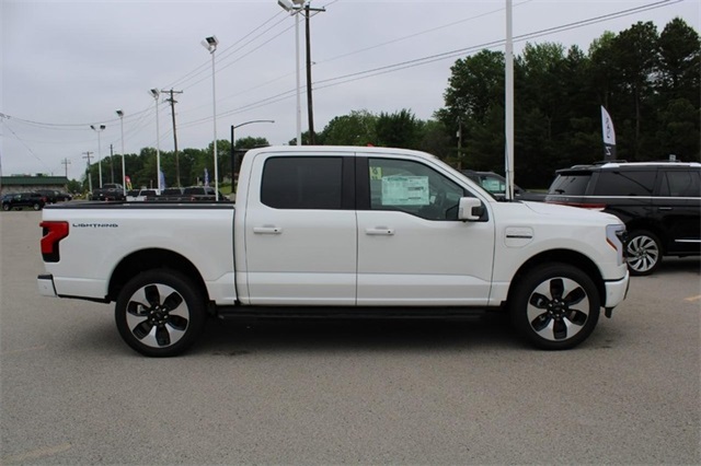 2023 Ford F-150 Lightning Platinum Image 2 of 21
