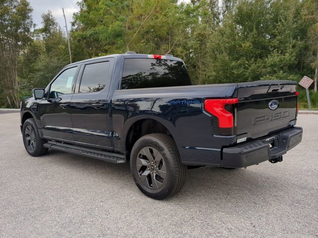 2023 Ford F-150 Lightning XLT Image 6 of 29