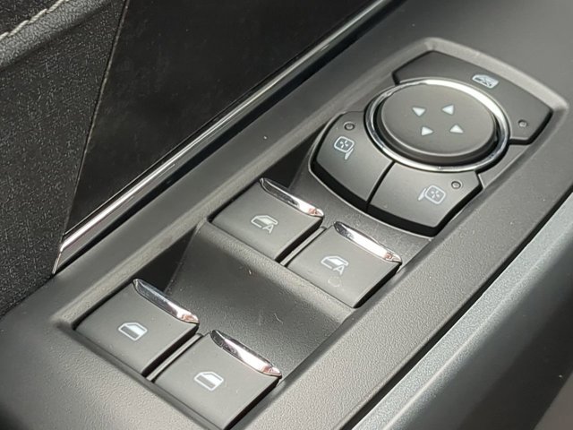 2023 Ford F-150 Lightning XLT Image 24 of 29