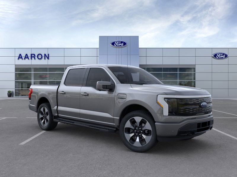 2023 Ford F-150 Lightning Platinum Image 4 of 22