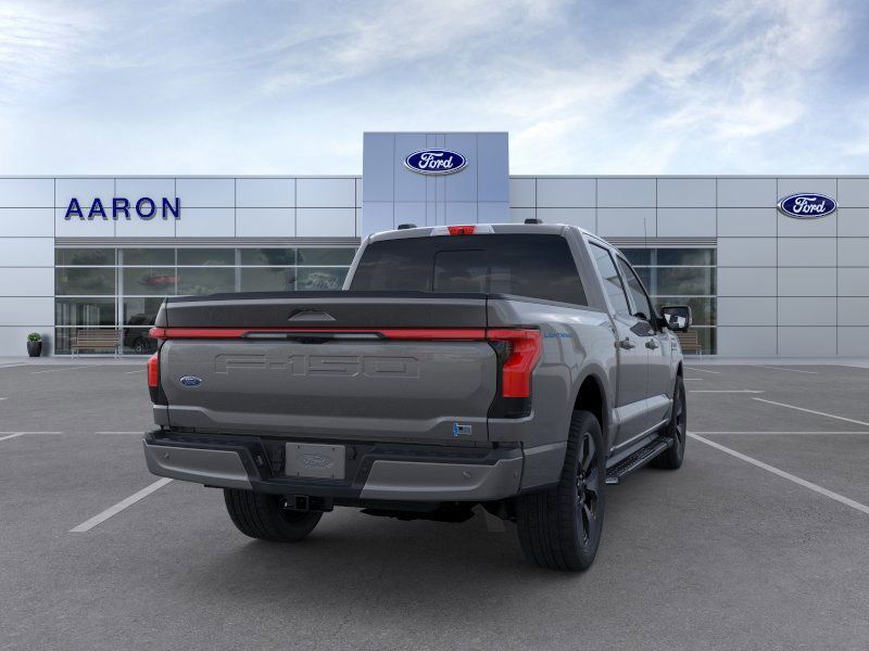2023 Ford F-150 Lightning Platinum Image 5 of 22
