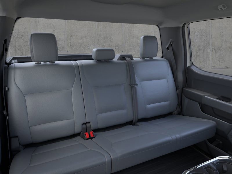 Vehicle image 11 of 22
