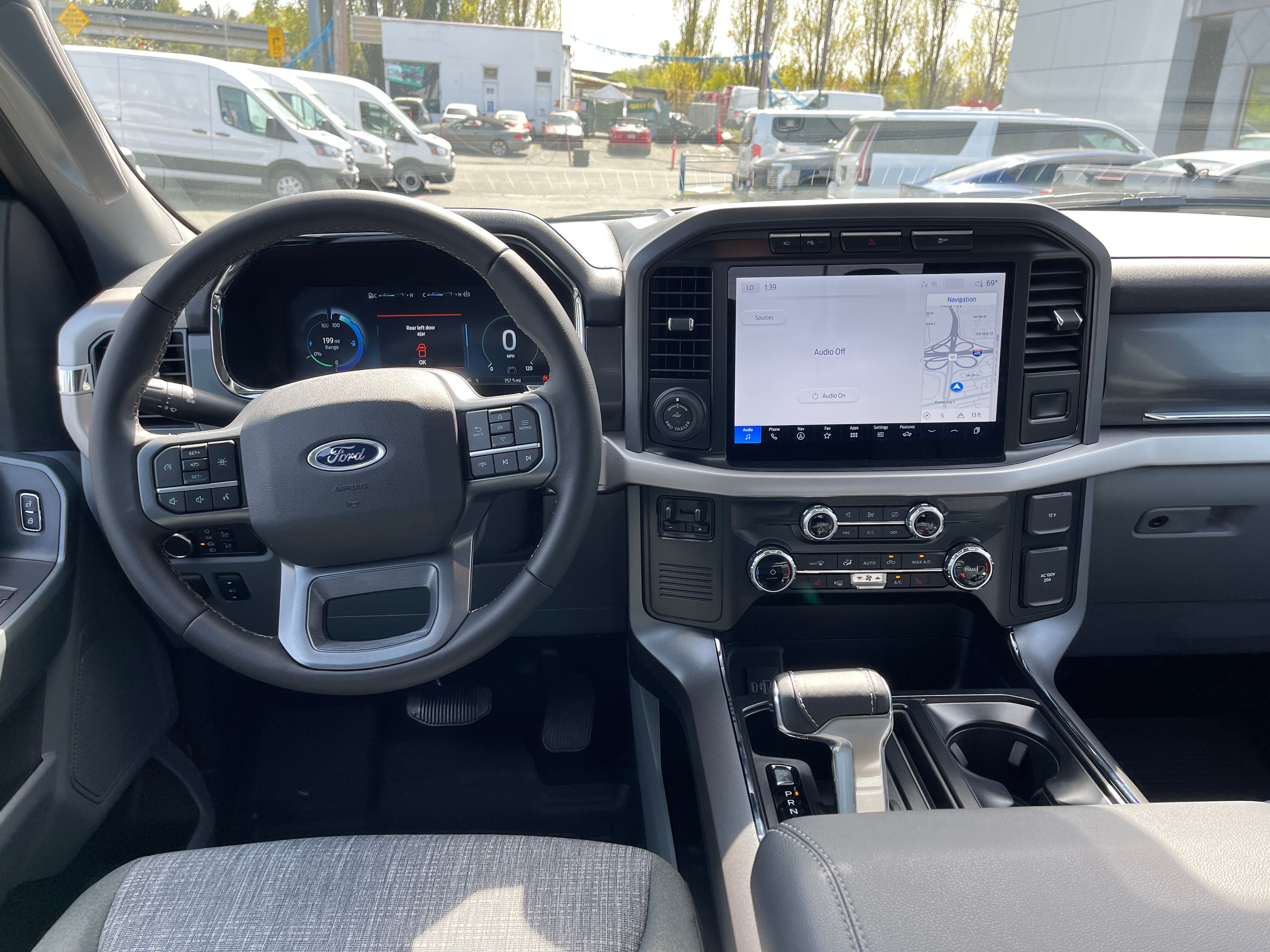 Vehicle image 10 of 10