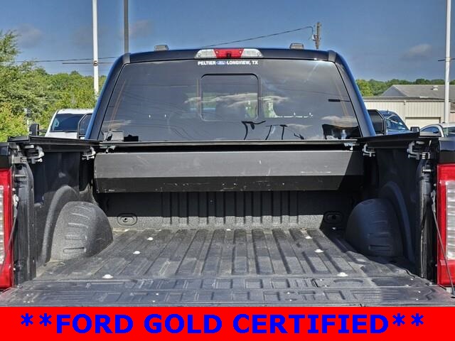 Vehicle image 9 of 32