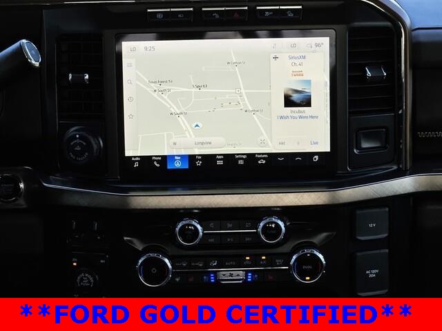 Vehicle image 22 of 32
