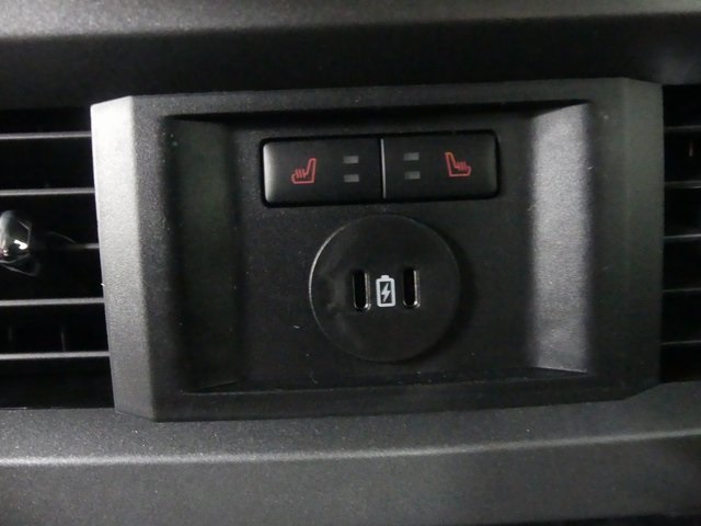 2023 Ford F-250 Lariat Image 16 of 40