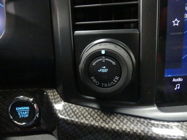 2023 Ford F-250 Lariat Image 32 of 40