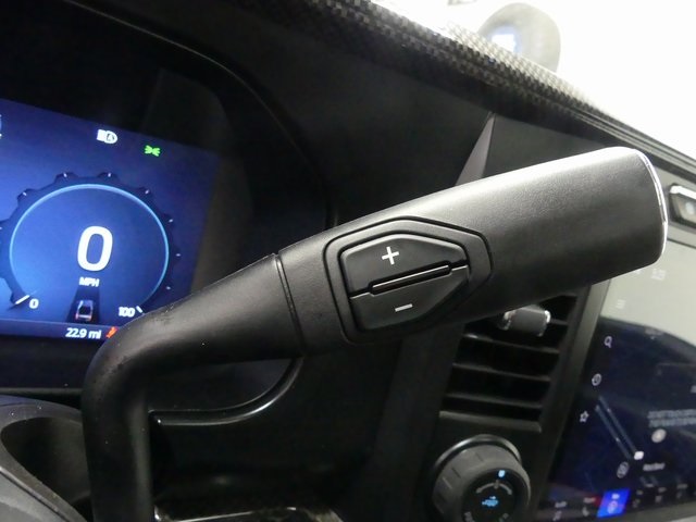 2023 Ford F-250 Lariat Image 33 of 40