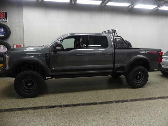 2023 Ford F-250 Lariat Image 4 of 40