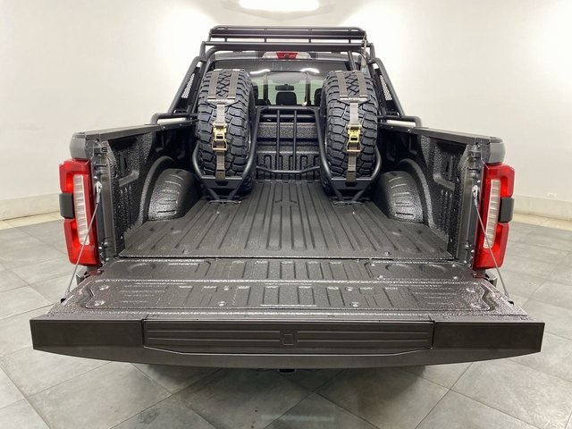 Vehicle image 35 of 41